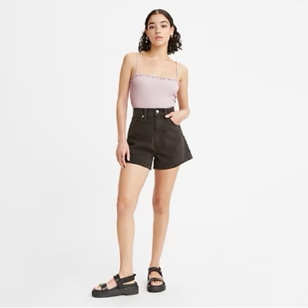 Levis High Waisted “mom” shorts